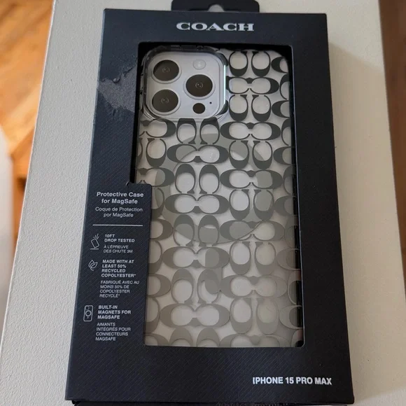 “COACH”iPhone 15 Pro Max phone case.(MagSafe,color-clear/black).Like new🤍🖤 - Picture 11 of 12